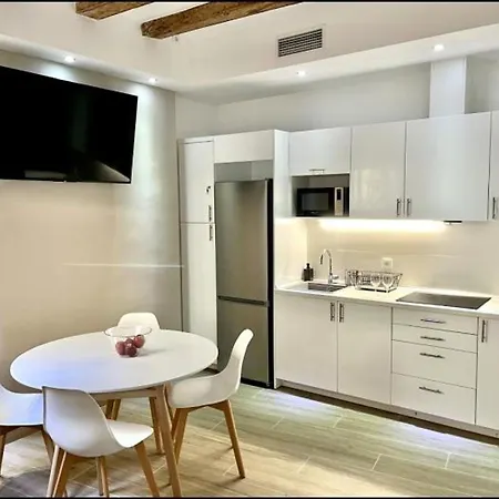 Apartment Renovado Con 2 En El Corazon De - Es-341-3 *